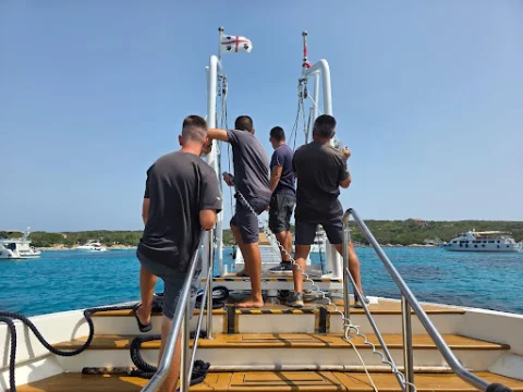 La Maddalena boat tour